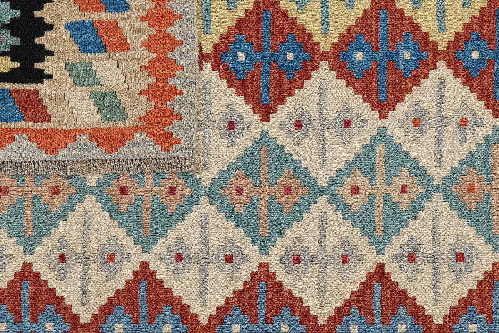Kelim Gashgai — Handmade, 154x195 cm, Beige, 100% Virgin Wool | View 6