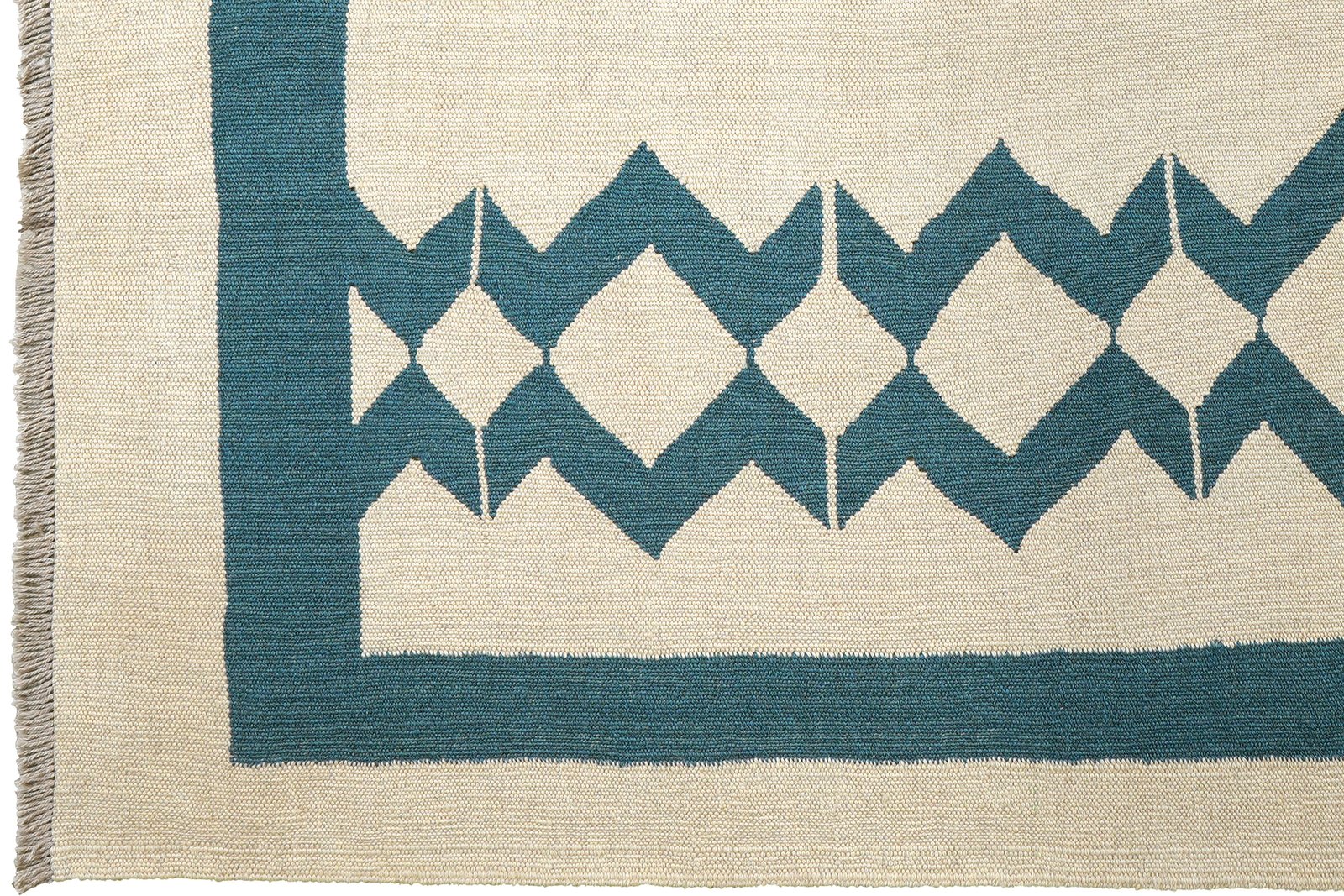 Kelim Gashgai — Handmade, 142x196 cm, Beige, 100% Virgin Wool | View 3