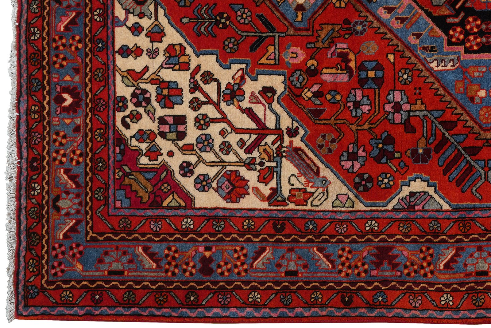 Nahavand — Hand-knotted, 160x244 cm, Red, 100% Virgin Wool | View 3