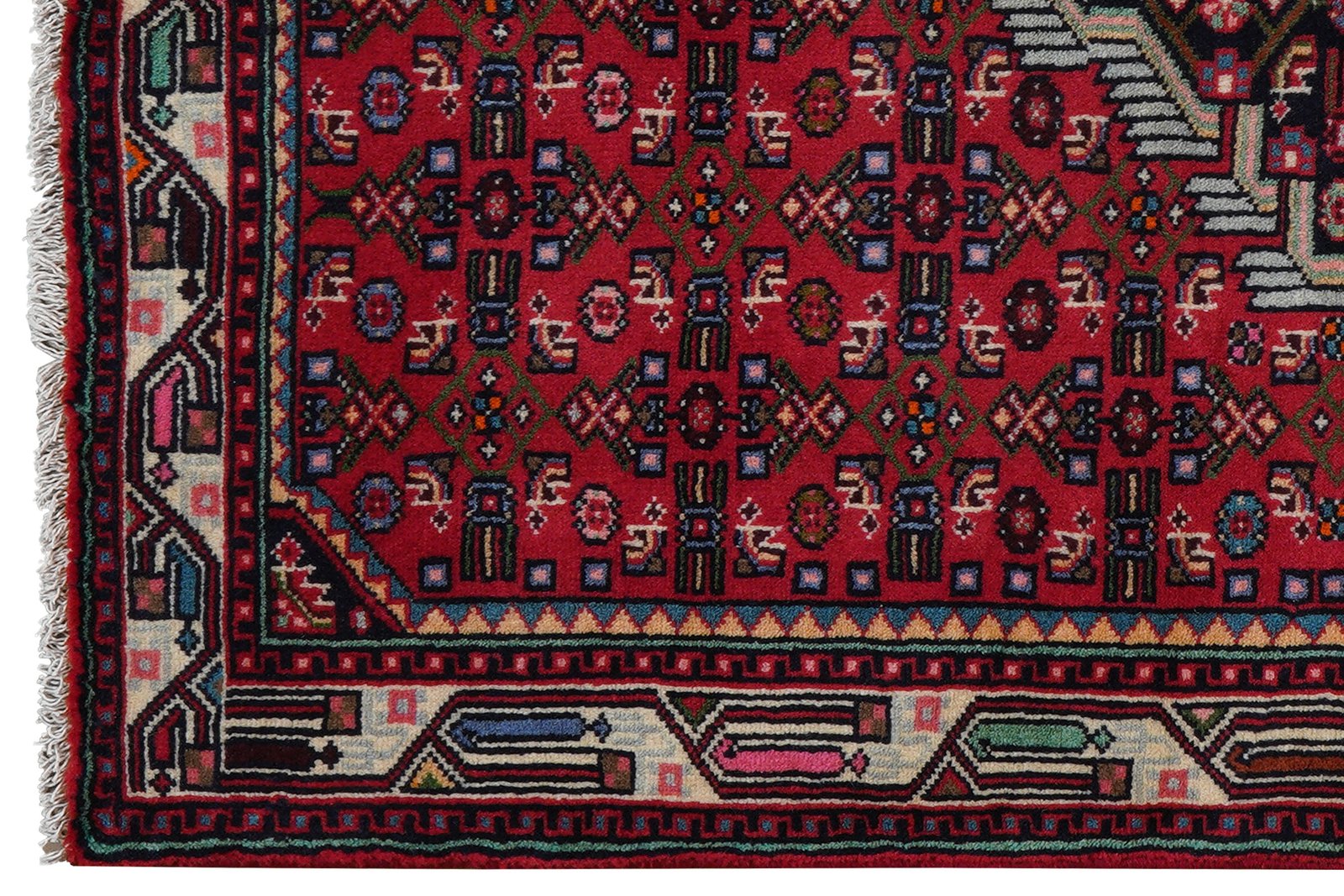 Assadabad — Hand-knotted, 102x146 cm, Red, 100% Virgin Wool | View 3