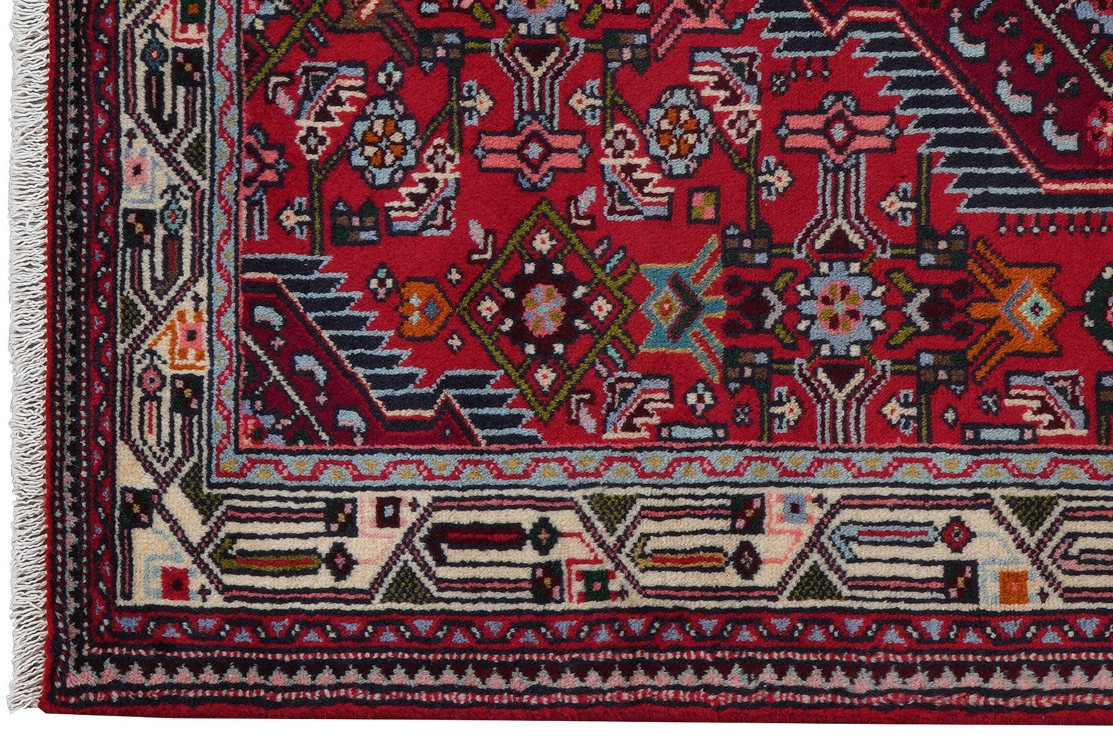 Assadabad — Hand-knotted, 102x154 cm, Red, 100% Virgin Wool | View 3