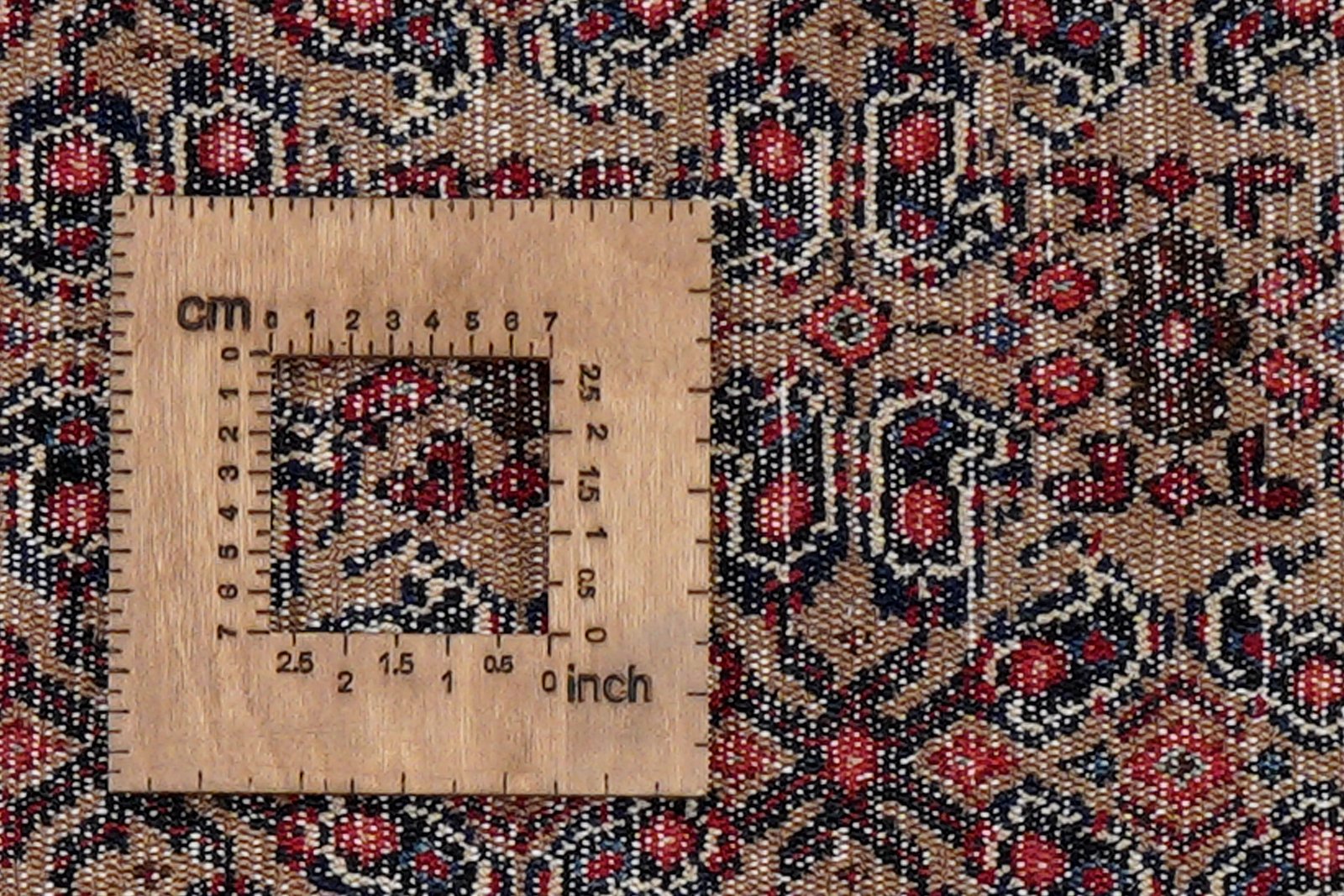 Senneh — Hand-knotted, 119x144 cm, Beige, 100% Virgin Wool | View 8