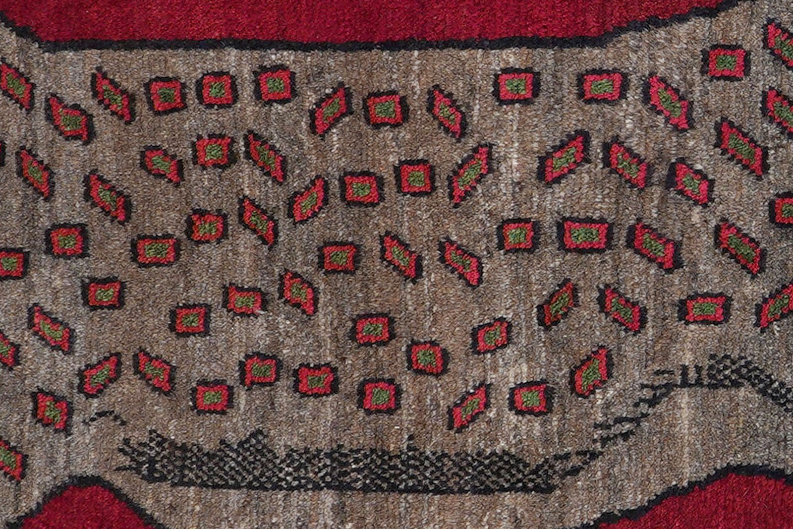 Gashgai — Hand-knotted, 125x214 cm, Red, 100% Virgin Wool | View 6