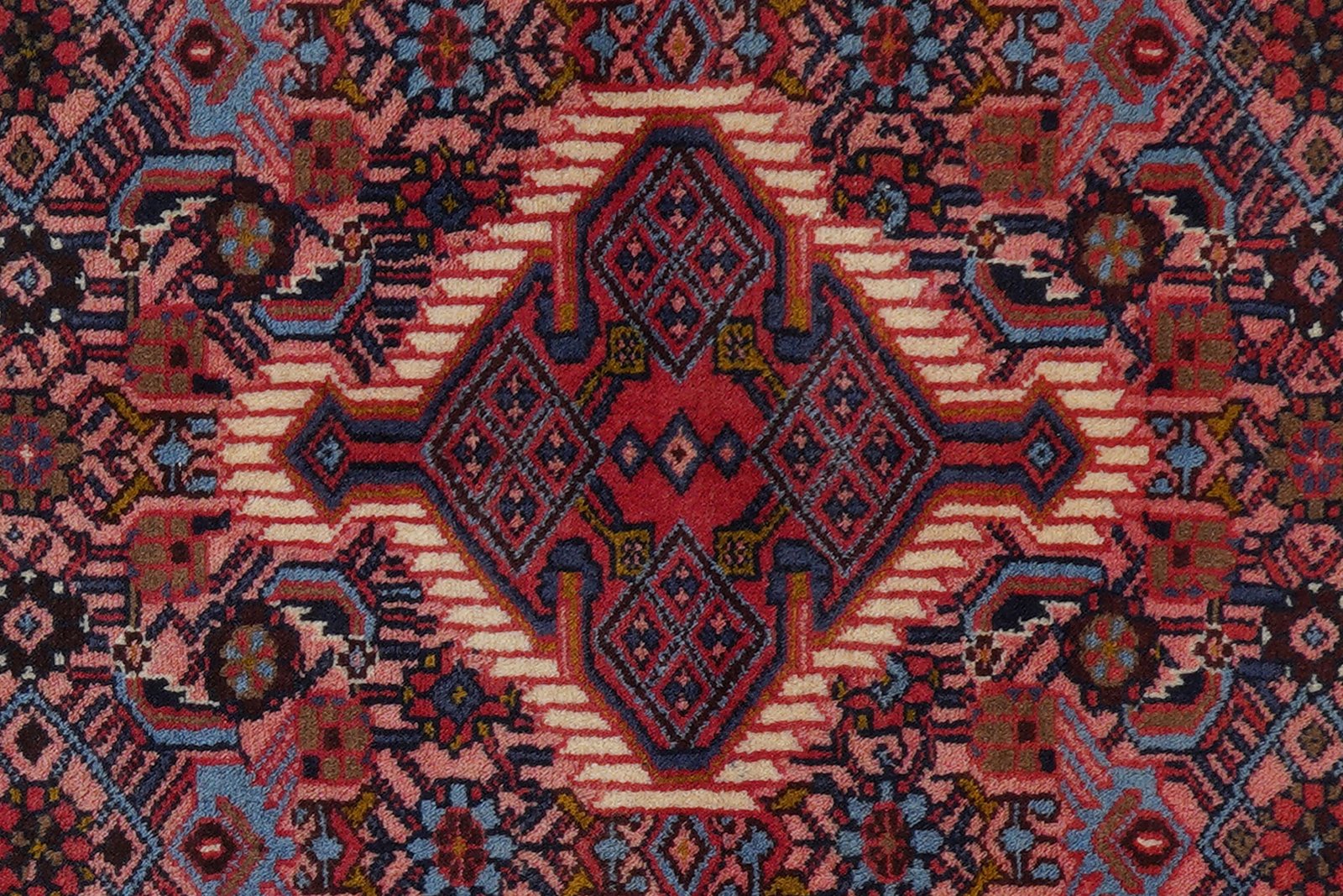 Assadabad — Hand-knotted, 81x124 cm, Red, 100% Virgin Wool | View 6