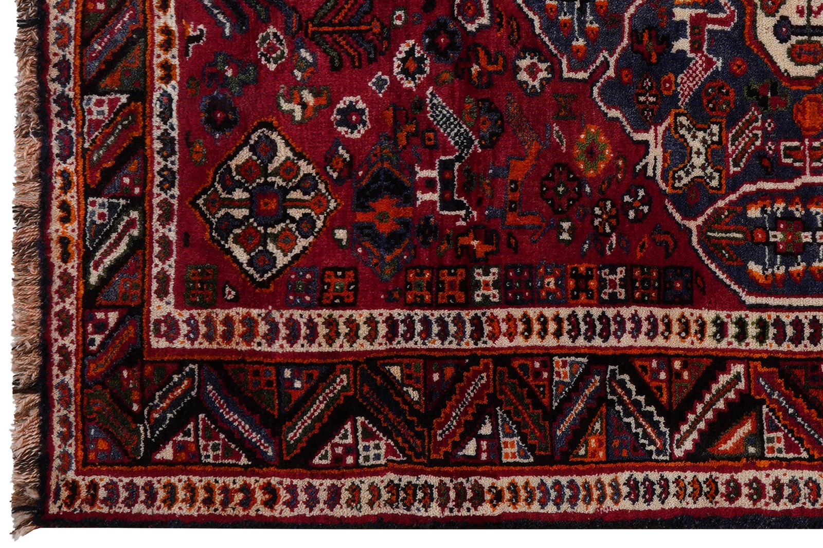 Gashgai — Hand-knotted, 110x161 cm, Red, 100% Virgin Wool | View 3