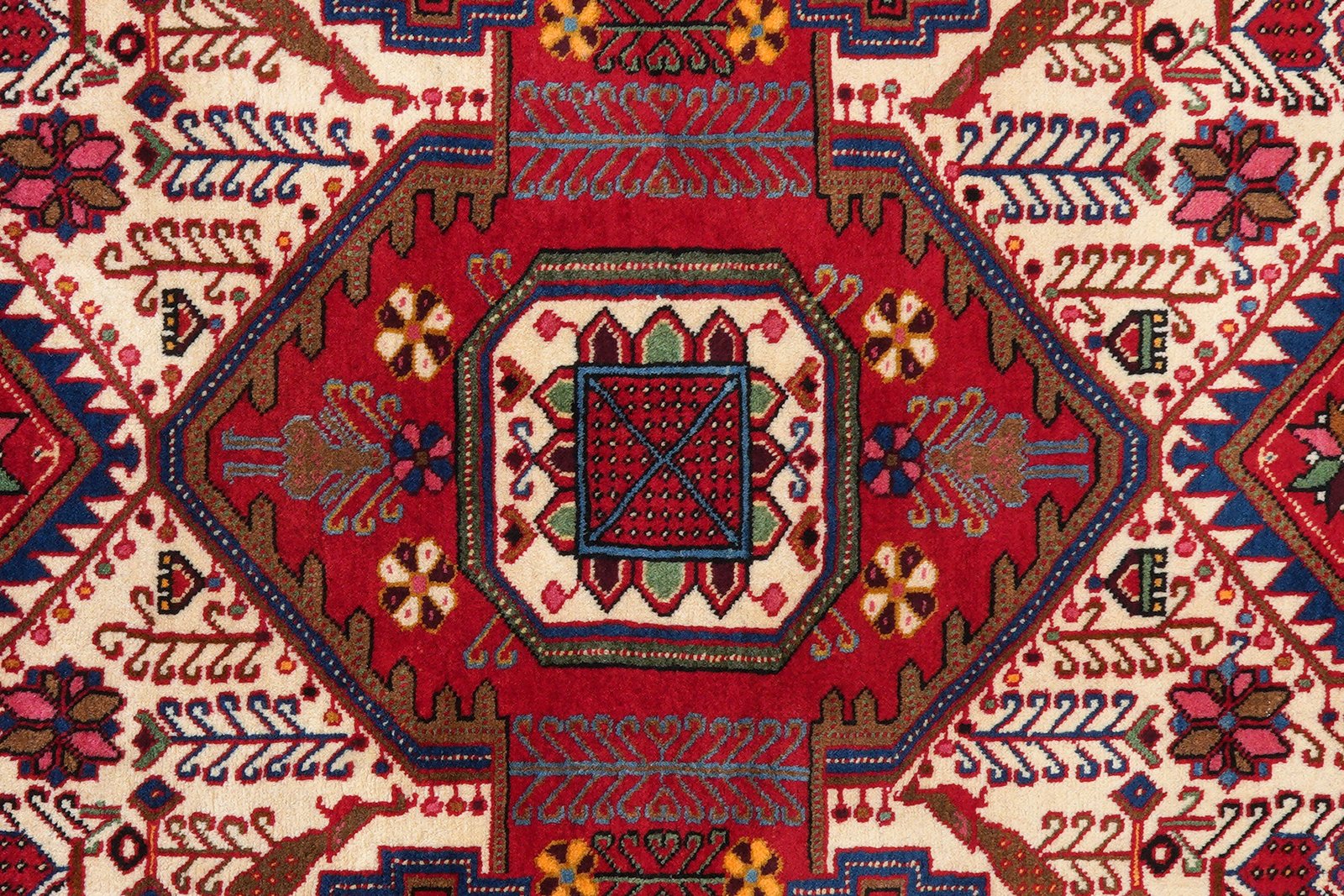 Nahavand — Hand-knotted, 142x208 cm, Beige, 100% Virgin Wool | View 6