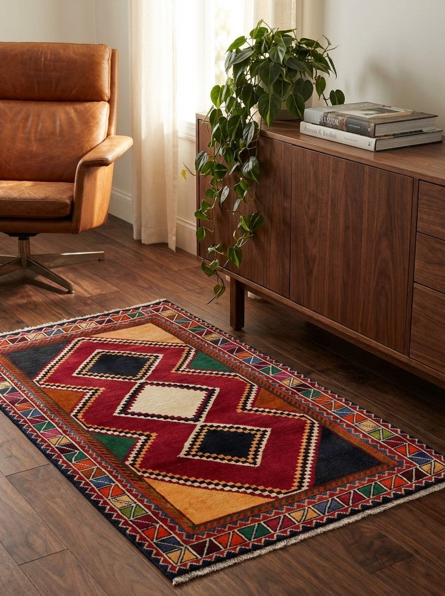 Gashgai — Hand-knotted, 109x180 cm, Red, 100% Virgin Wool | Back view