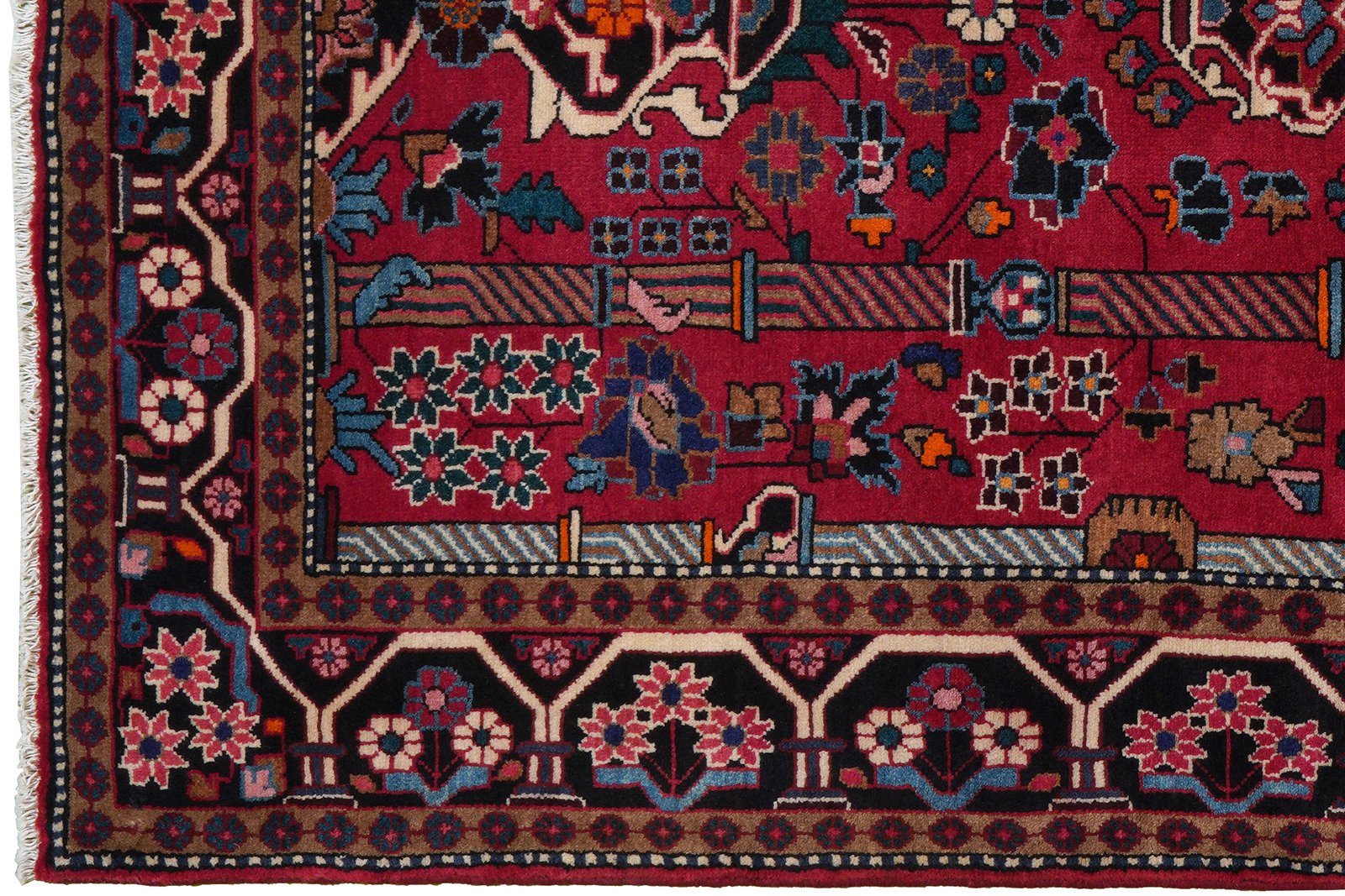 Nahavand — Hand-knotted, 142x252 cm, Red, 100% Virgin Wool | View 3