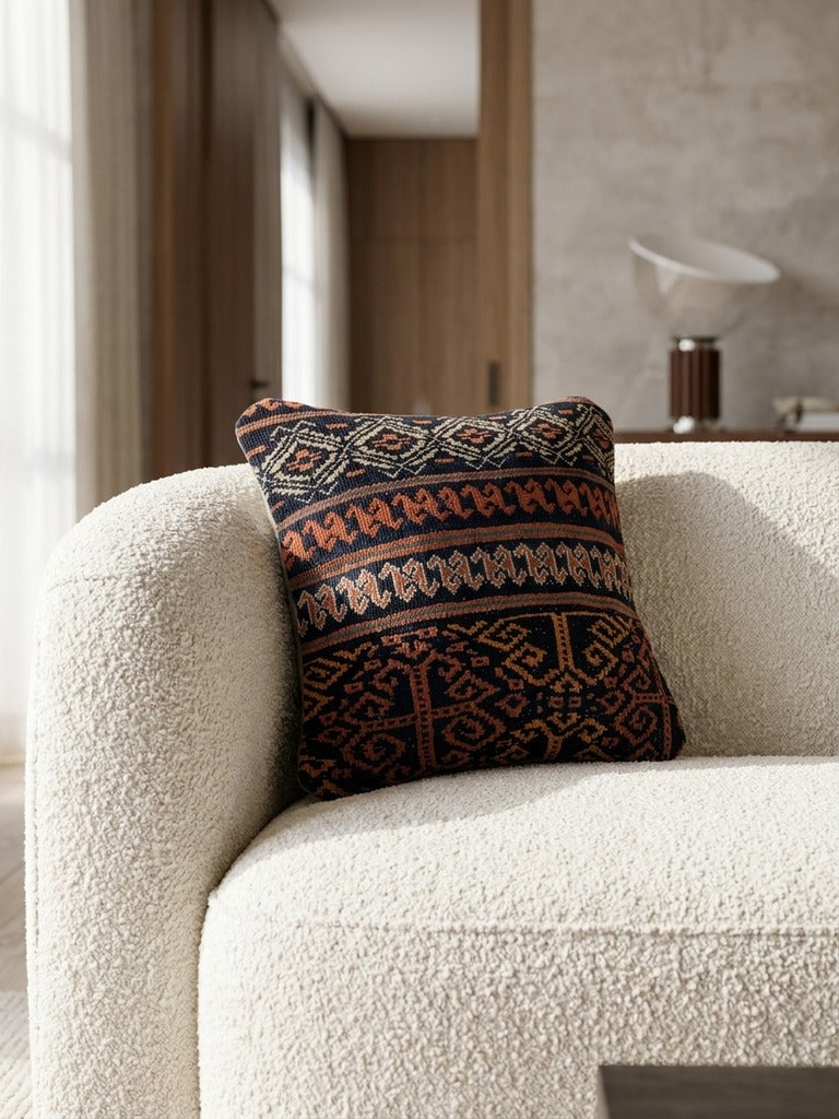 Kelim Cushion · Handcrafted – Multicolour, 40x40 cm, detail view