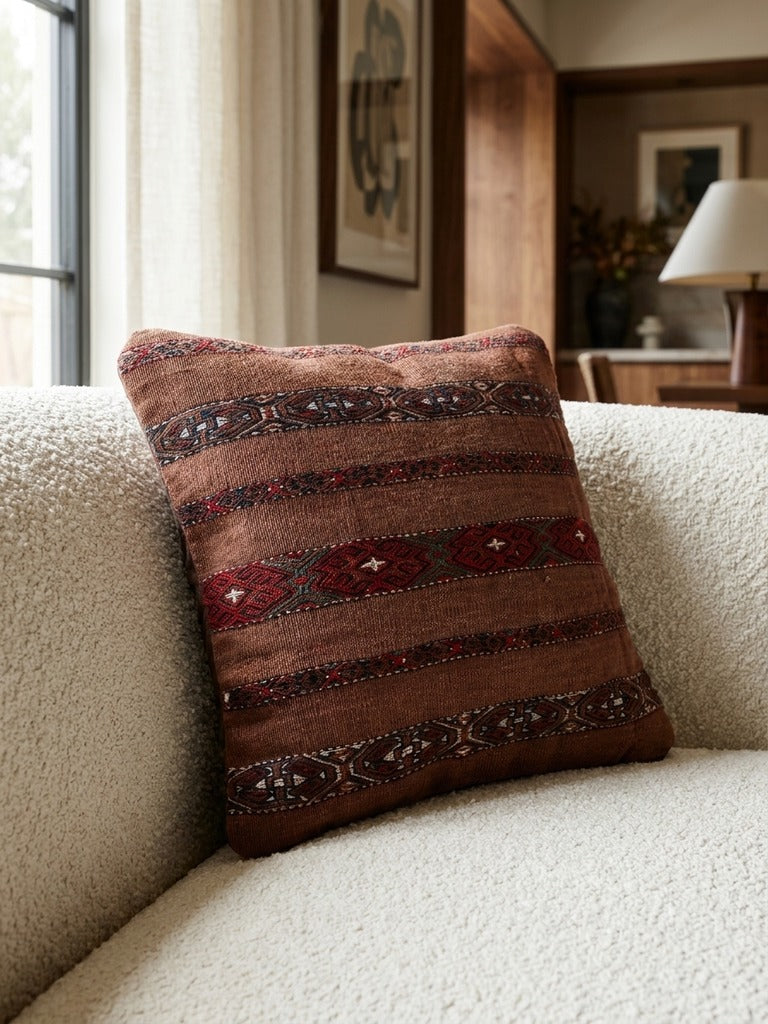 Kelim Cushion · Handcrafted – Multicolour, 40x40 cm, detail view