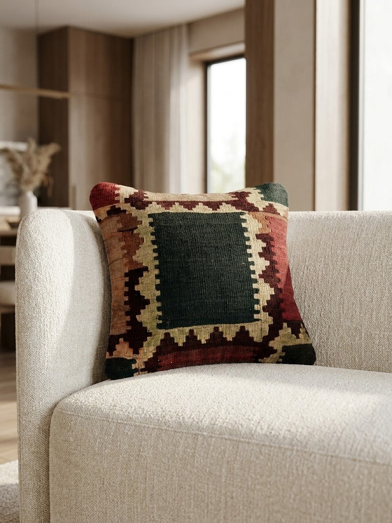 Kelim Cushion · Handcrafted – Multicolour, 40x40 cm, detail view