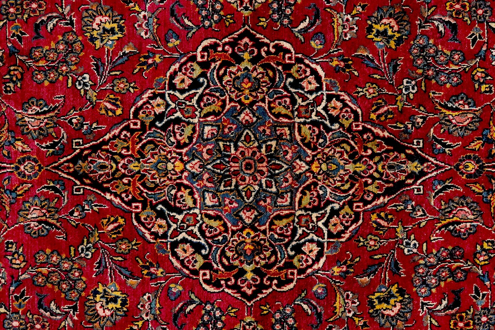 Kashan — Hand-knotted, 138x219 cm, Red, 100% Virgin Wool | View 4