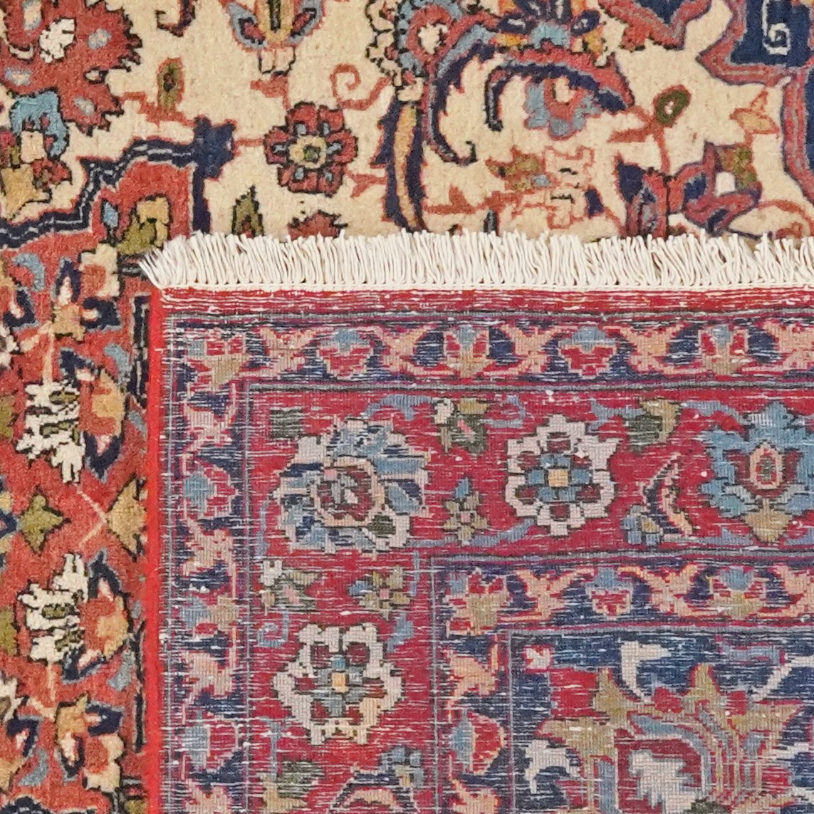Isfahan — Hand-knotted, 103x145 cm, Beige, 100% Virgin Wool | View 6