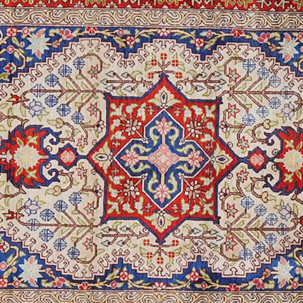 Hereke-Seide — Hand-knotted, 62x91 cm, Beige, 100% Silk | View 4