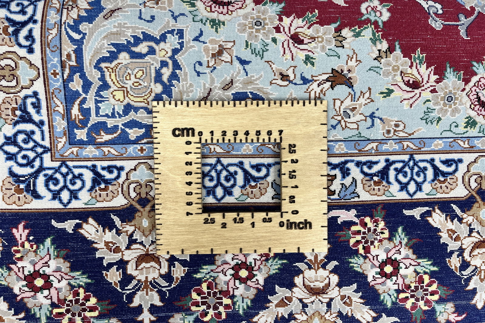 Isfahan — Handgefertigt, 204x128 cm, Blau, 95% Schurwolle, 5% Seide | View 8