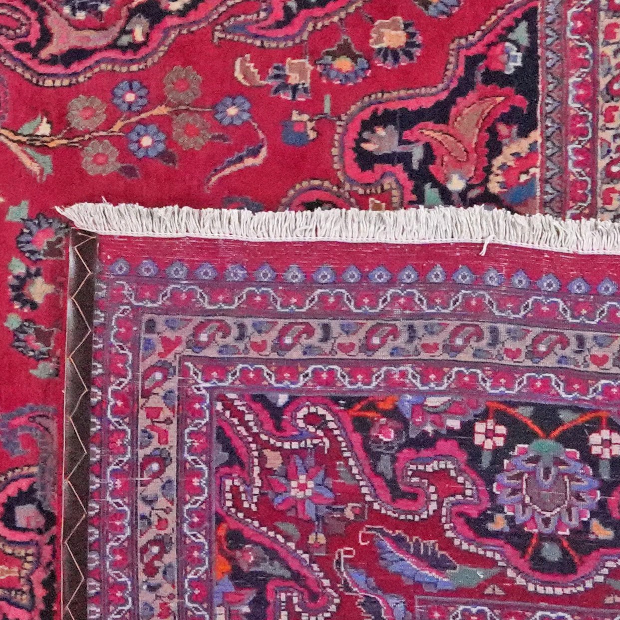 Mashad — Hand-knotted, 300x387 cm, Red, 100% Virgin Wool | View 6