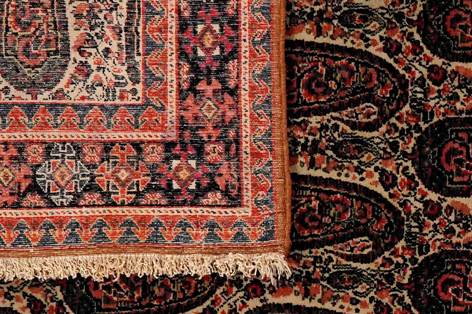Senneh — Hand-knotted, 138x200 cm, Beige, 100% Virgin Wool | View 6