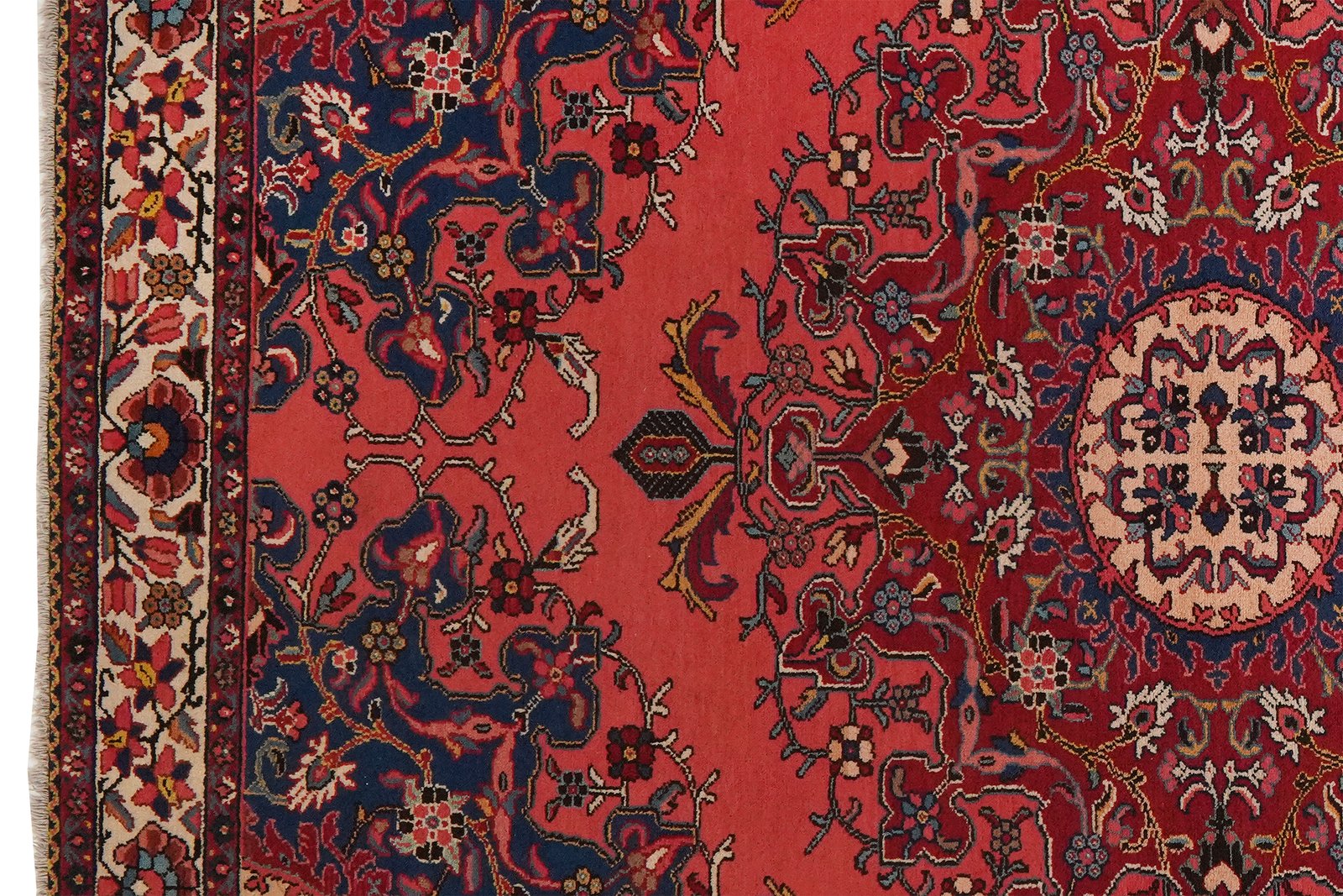 Tafresh — Hand-knotted, 142x195 cm, Red, 100% Virgin Wool | View 3
