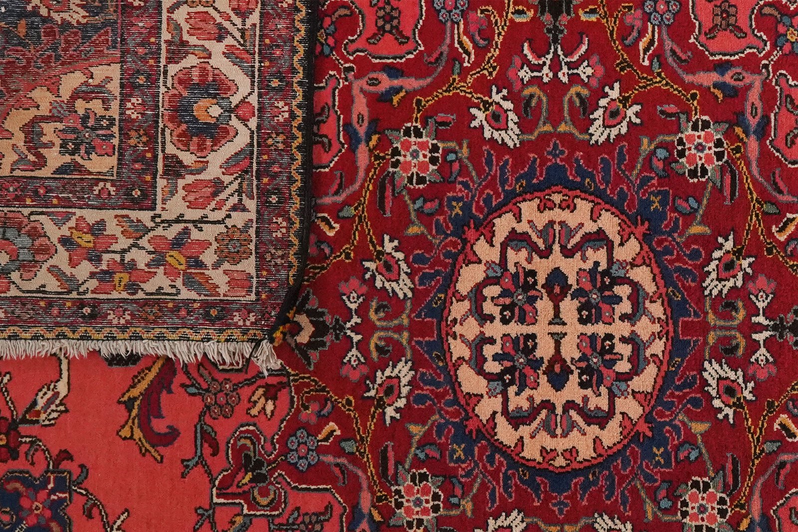 Tafresh — Hand-knotted, 142x195 cm, Red, 100% Virgin Wool | View 5