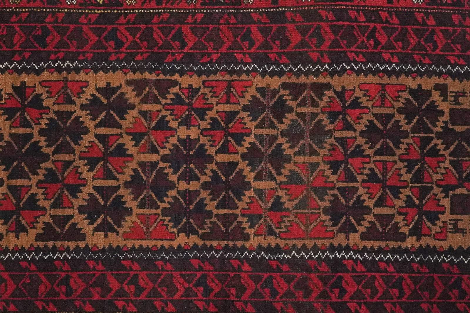 Belutch — Hand-knotted, 75x149 cm, Brown, 100% Virgin Wool | View 4