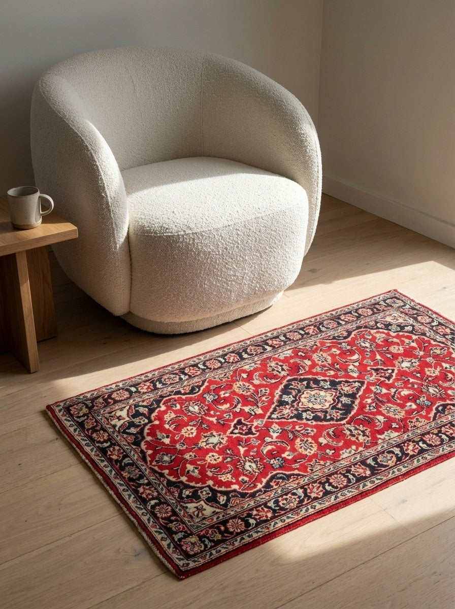 Ardakan — Hand-knotted, 82x148 cm, Red, 100% Virgin Wool | Detail view