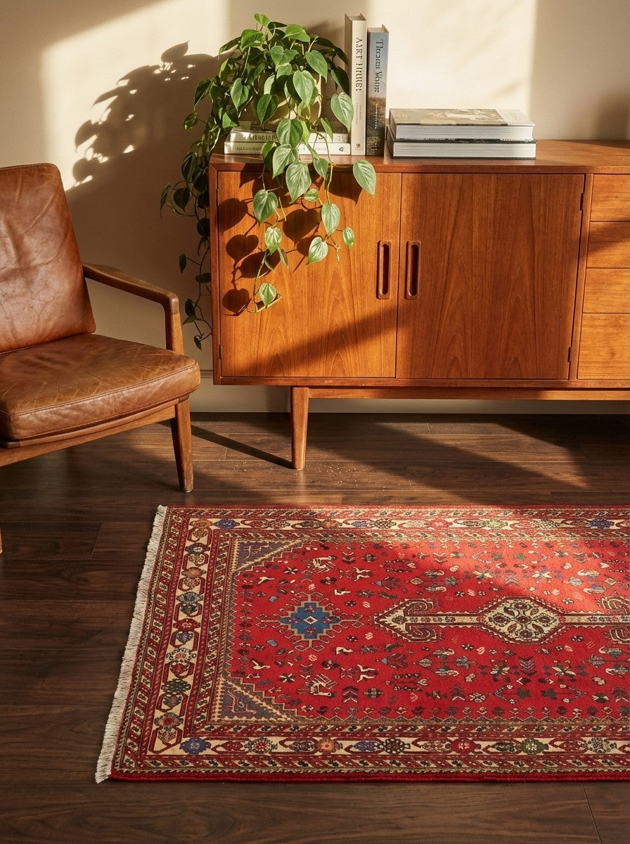 Nasrabad — Hand-knotted, 103x162 cm, Red, 100% Virgin Wool | Back view