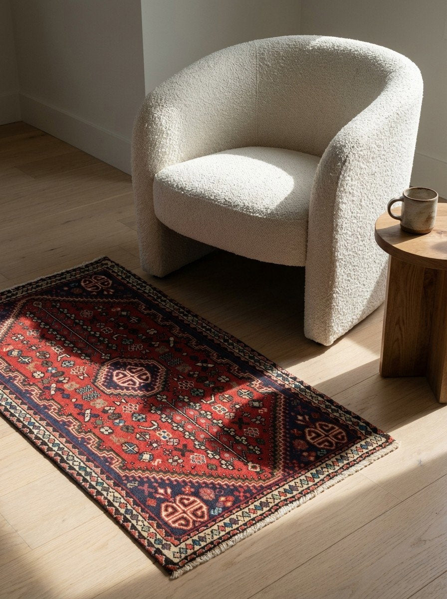 Abadeh — Handgefertigt, 104x58 cm, Beige, 100% Virgin Wool | Detail view