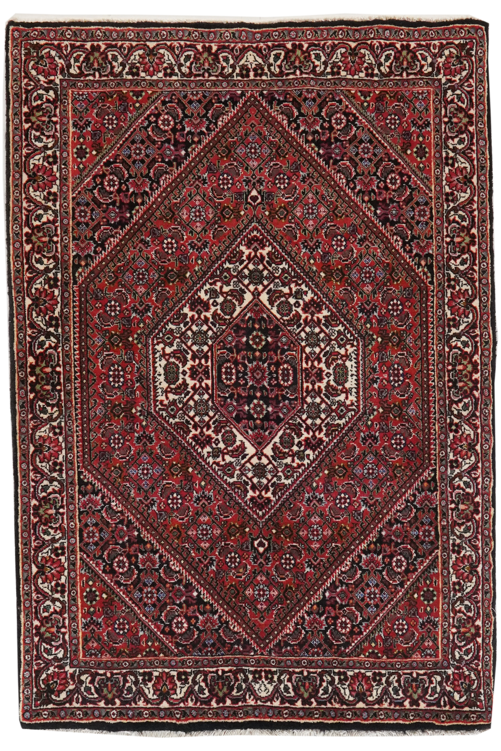 Bidjar Bookan — Handgefertigt, 112x76 cm, Beige, 100% Virgin Wool | Main view