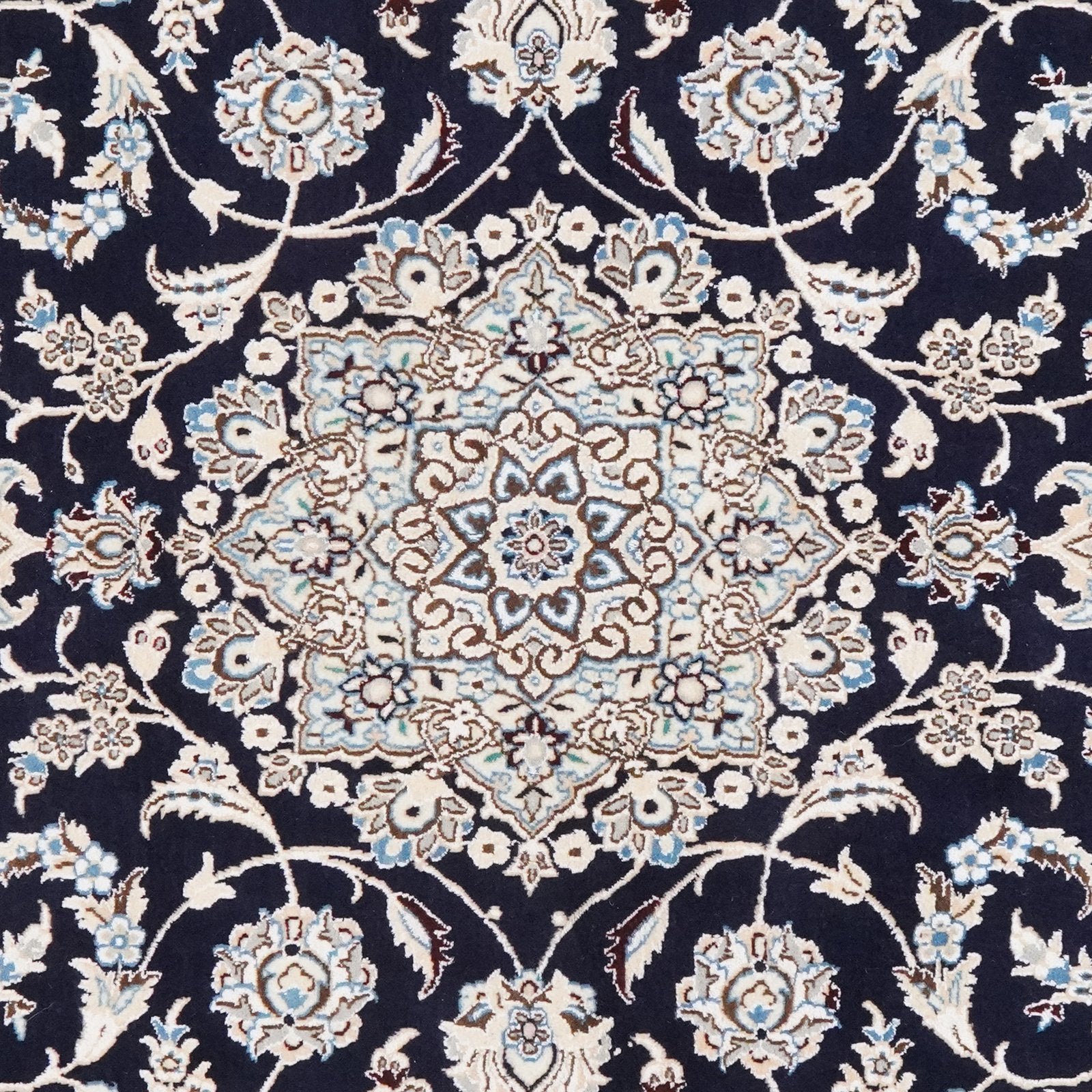 Nain 9La — Hand-knotted, 147x211 cm, Blue, 100% Virgin Wool | View 6
