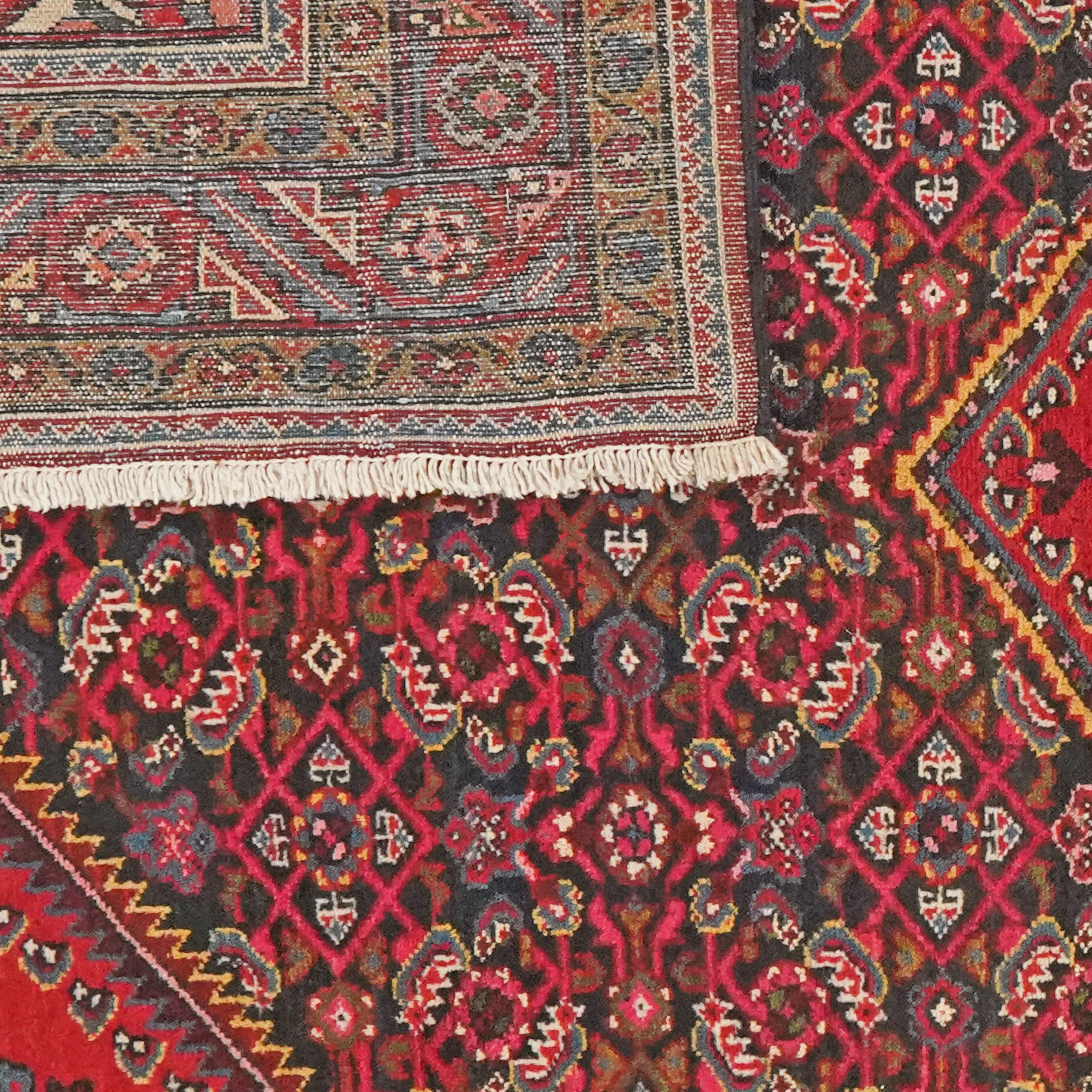 Koutabad — Handgefertigt, 202x140 cm, Rot, 100% Virgin Wool | View 7