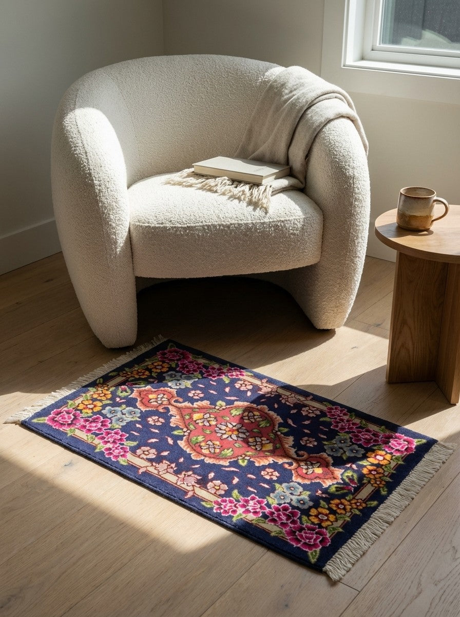 Tabriz 50 Raj — Hand-knotted, 30x45 cm, Blue, 100% Virgin Wool | Detail view