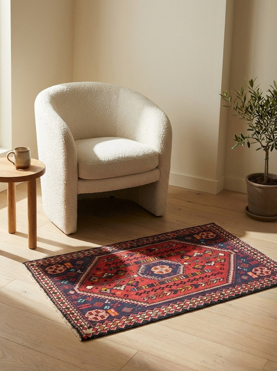 Abadeh — Handgefertigt, 97x58 cm, Beige, 100% Virgin Wool | Detail view