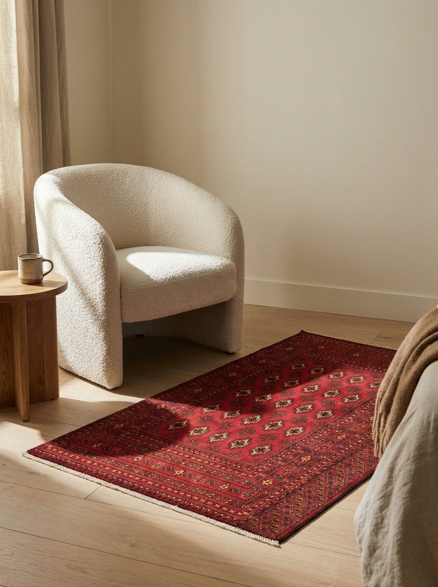 Belutch — Hand-knotted, 146x74 cm, Red, 100% Virgin Wool | Detail view
