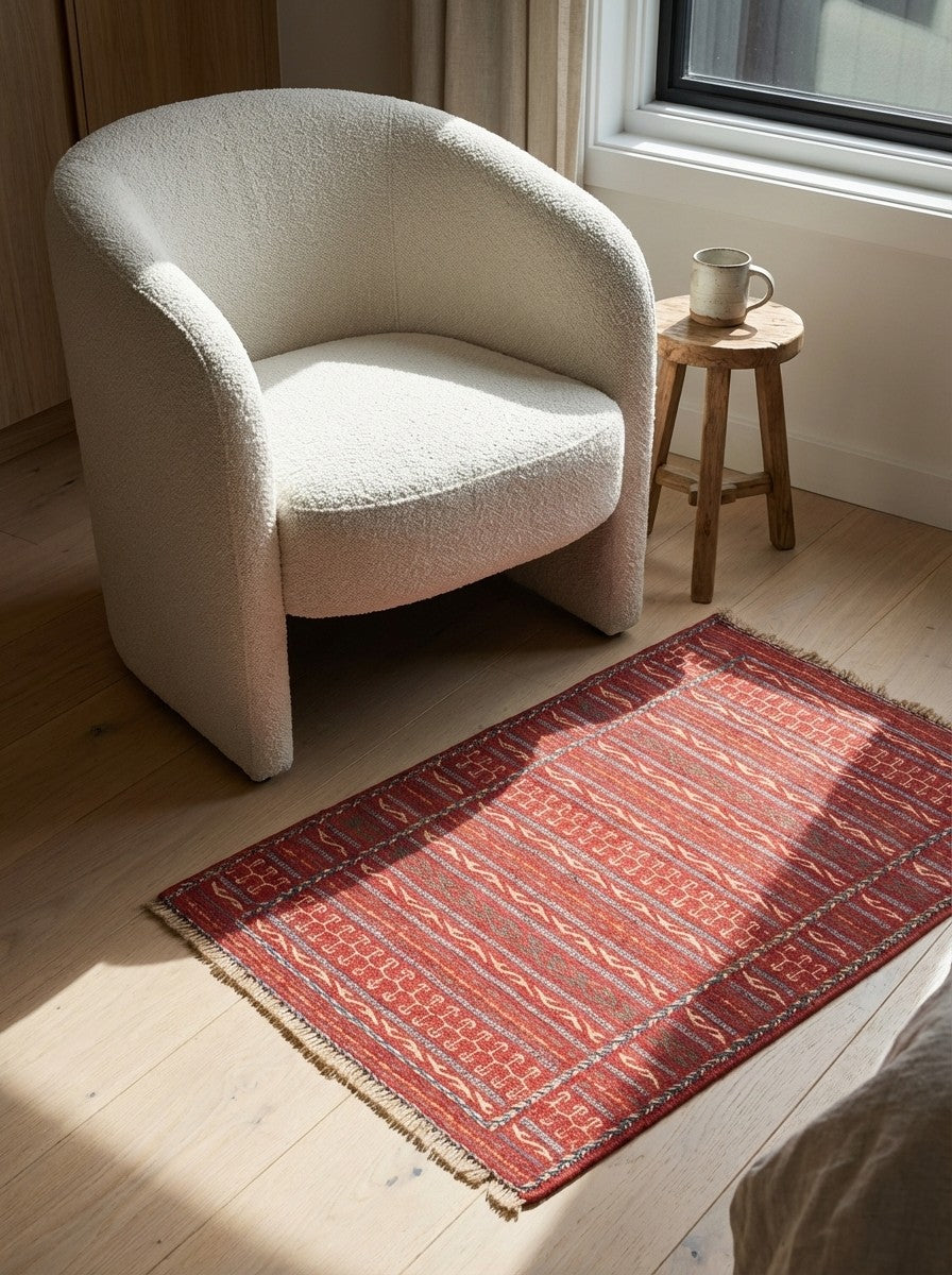 Kelim Kordi — Handmade, 60x90 cm, Red, 100% Virgin Wool | Detail view