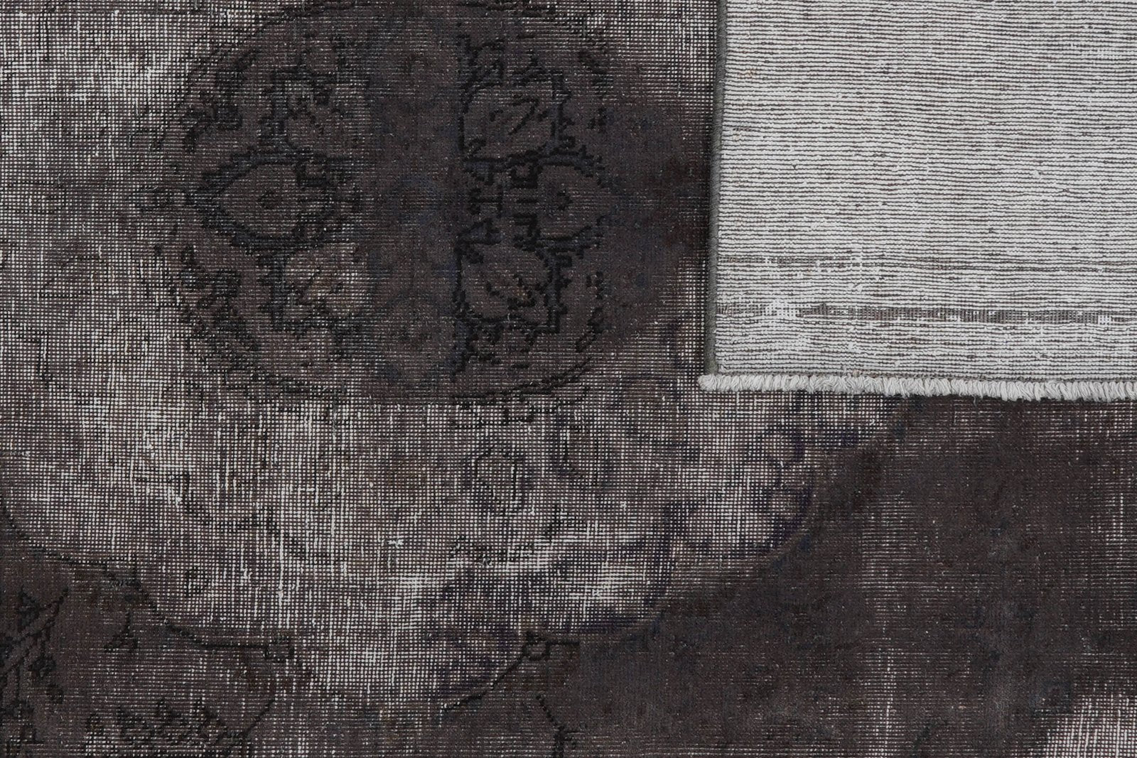 Vintage — Hand-knotted, 204x294 cm, Grey, 100% Virgin Wool | View 6