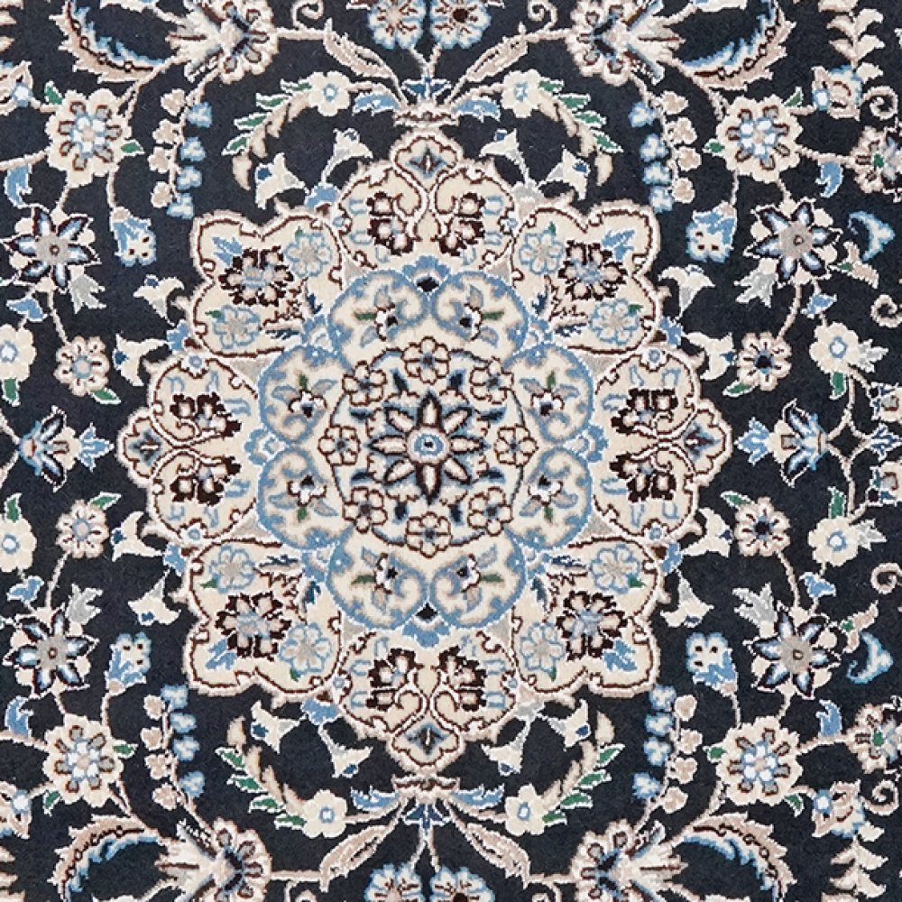Nain 9La — Hand-knotted, 98x147 cm, Blue, 100% Virgin Wool | View 4
