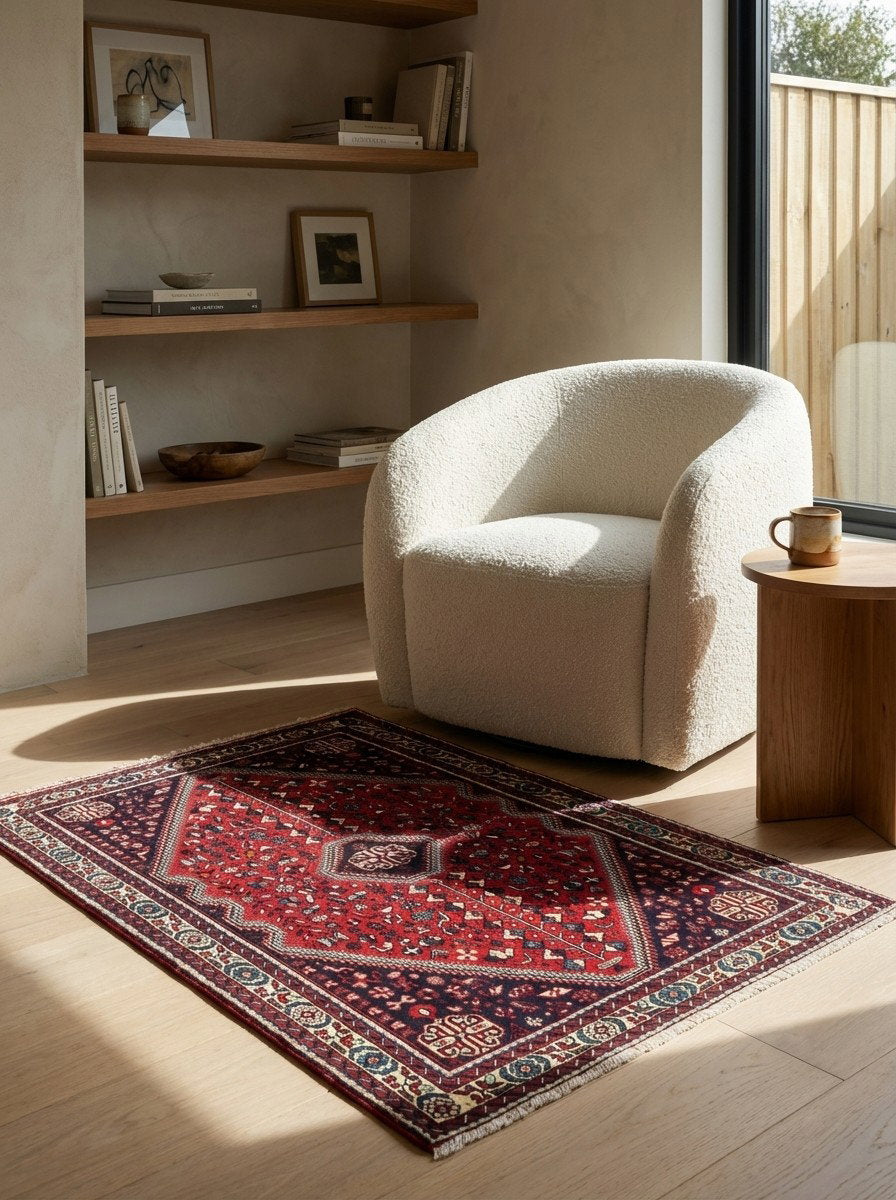 Abadeh — Handgefertigt, 149x100 cm, Beige, 100% Virgin Wool | Detail view