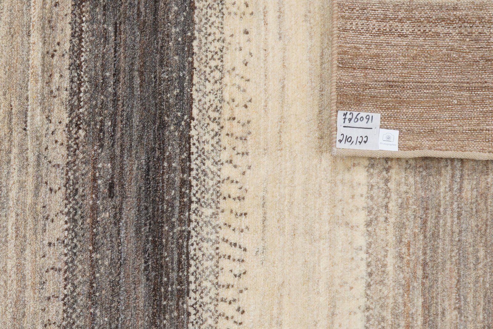 Gabbeh Sonnat — Hand-knotted, 122x210 cm, Beige, 100% Virgin Wool | View 6