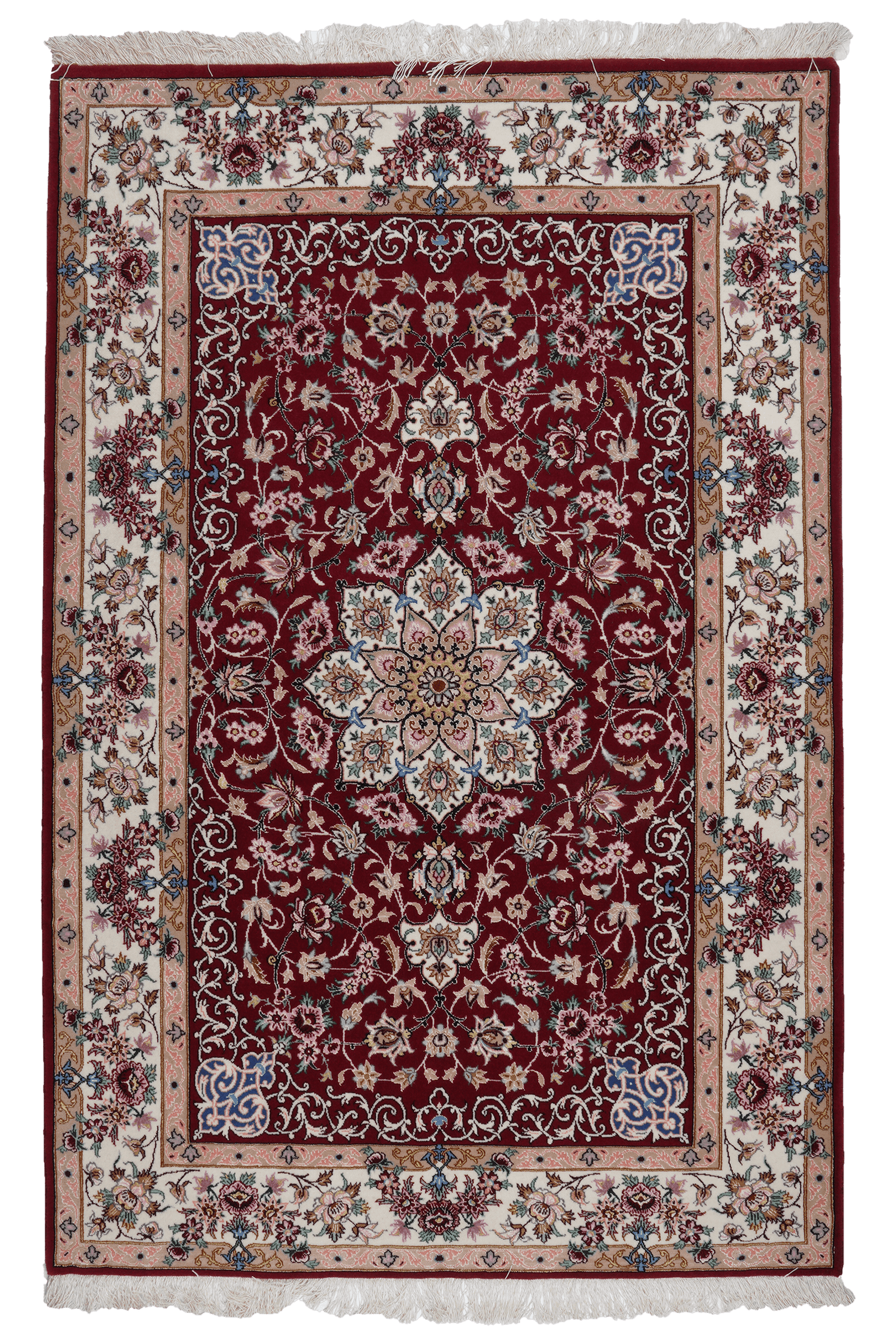 Isfahan — Hand-knotted, 107x164 cm, Red, 90% Schurwolle, 10% Seide | Main view