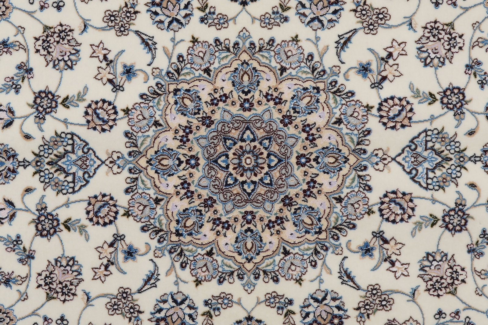 Nain 6La — Hand-knotted, 127x197 cm, Beige, 100% Virgin Wool | View 8