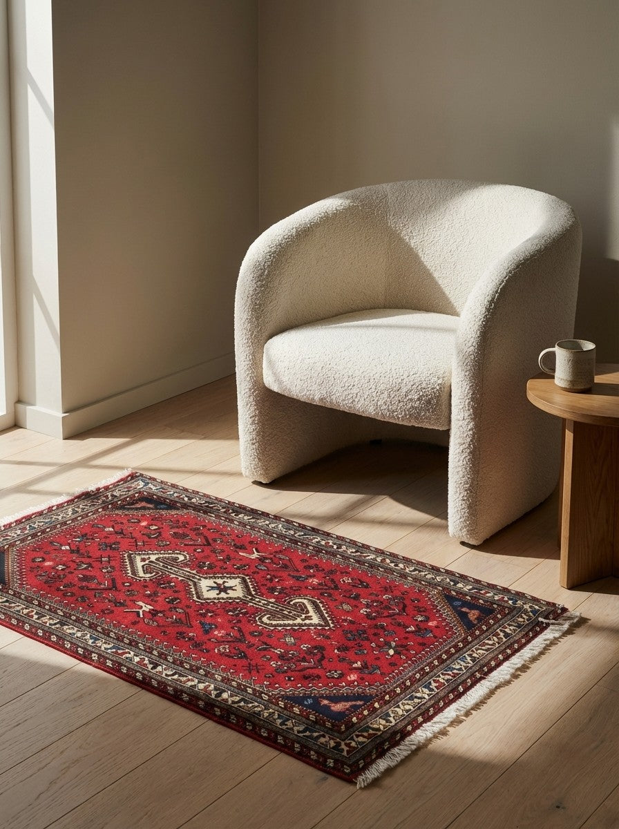 Nasrabad — Hand-knotted, 80x130 cm, Red, 100% Virgin Wool | Detail view