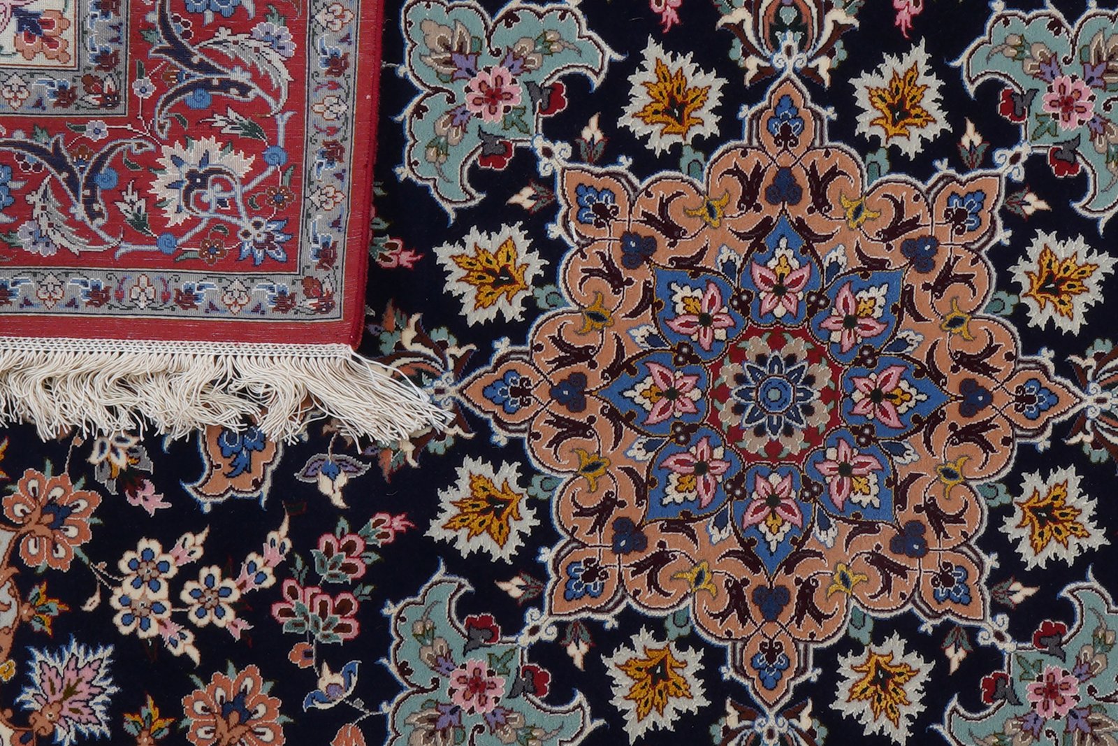 Isfahan — Hand-knotted, 111x161 cm, Blue, 95% Schurwolle, 5% Seide | View 7
