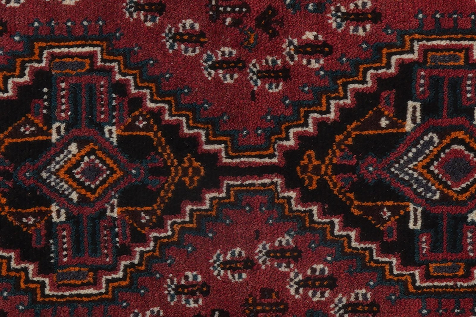 Shiraz — Hand-knotted, 84x127 cm, Red, 100% Virgin Wool | View 8