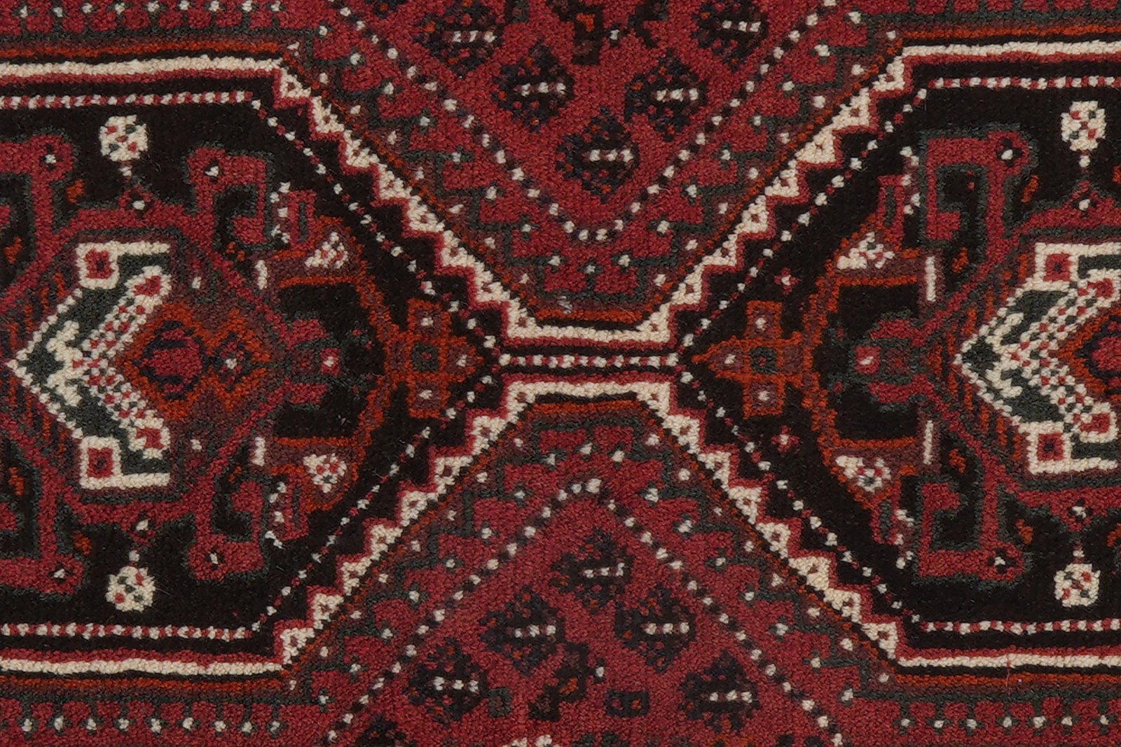 Shiraz — Hand-knotted, 79x132 cm, Red, 100% Virgin Wool | View 8