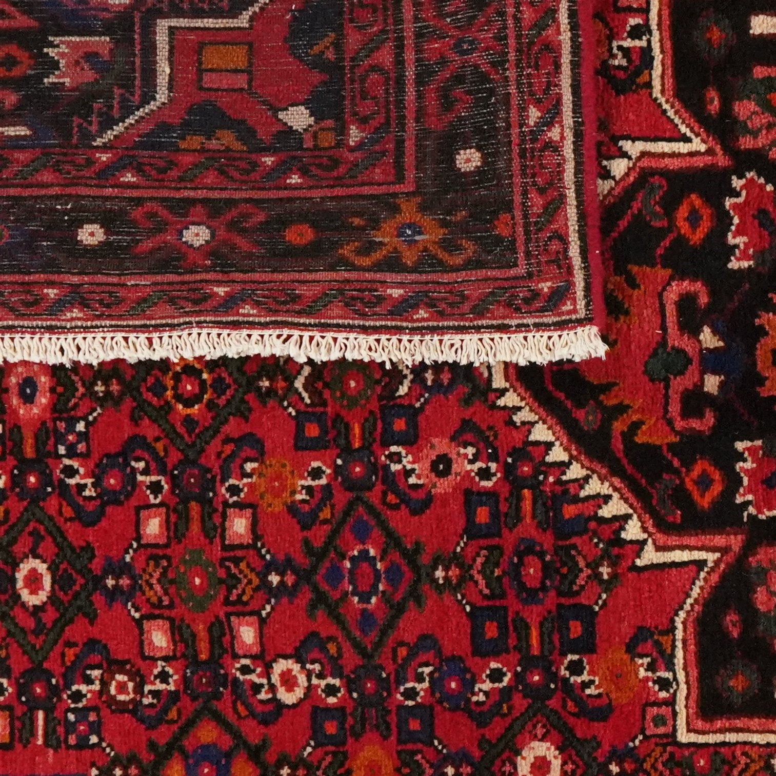Hosseinabad — Hand-knotted, 169x223 cm, Red, 100% Virgin Wool | View 6