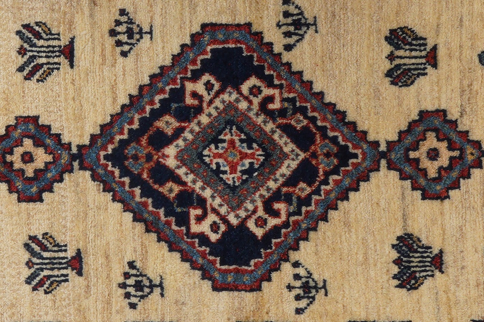Kashkuli — Hand-knotted, 87x195 cm, Beige, 100% Virgin Wool | View 8