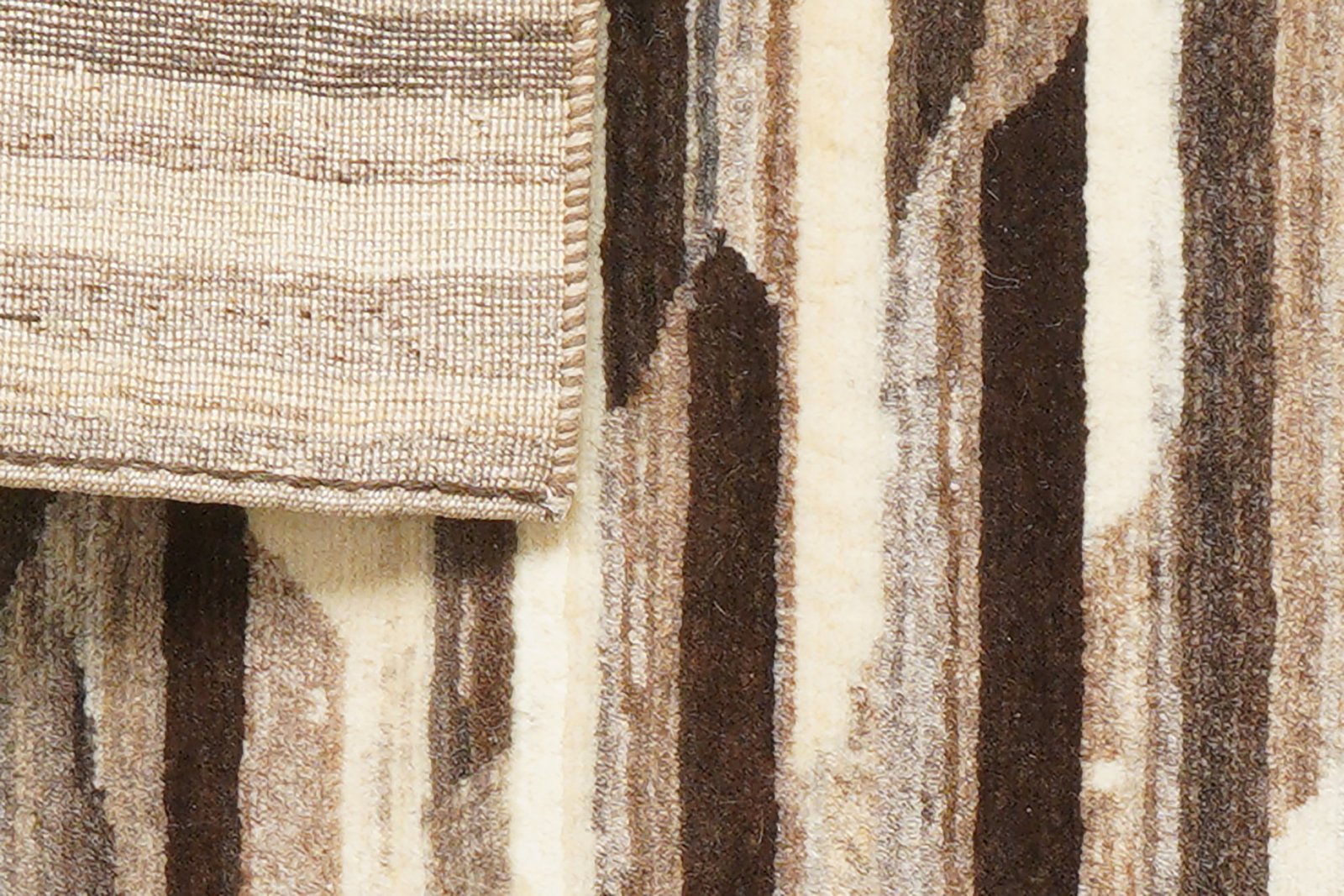 Rizbaf — Hand-knotted, 83x131 cm, Beige, 100% Virgin Wool | View 8