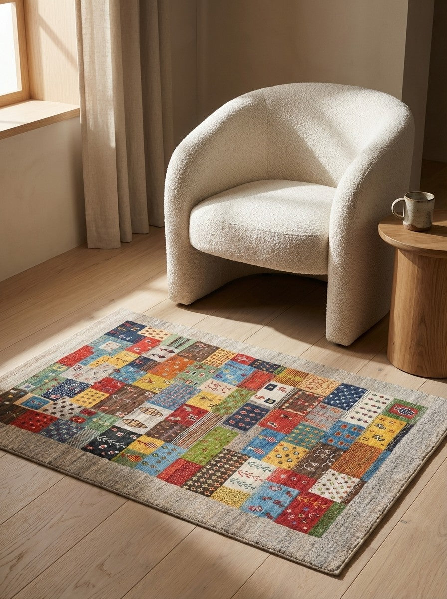 Rizbaf — Hand-knotted, 101x149 cm, Multicolor, 100% Virgin Wool | Detail view