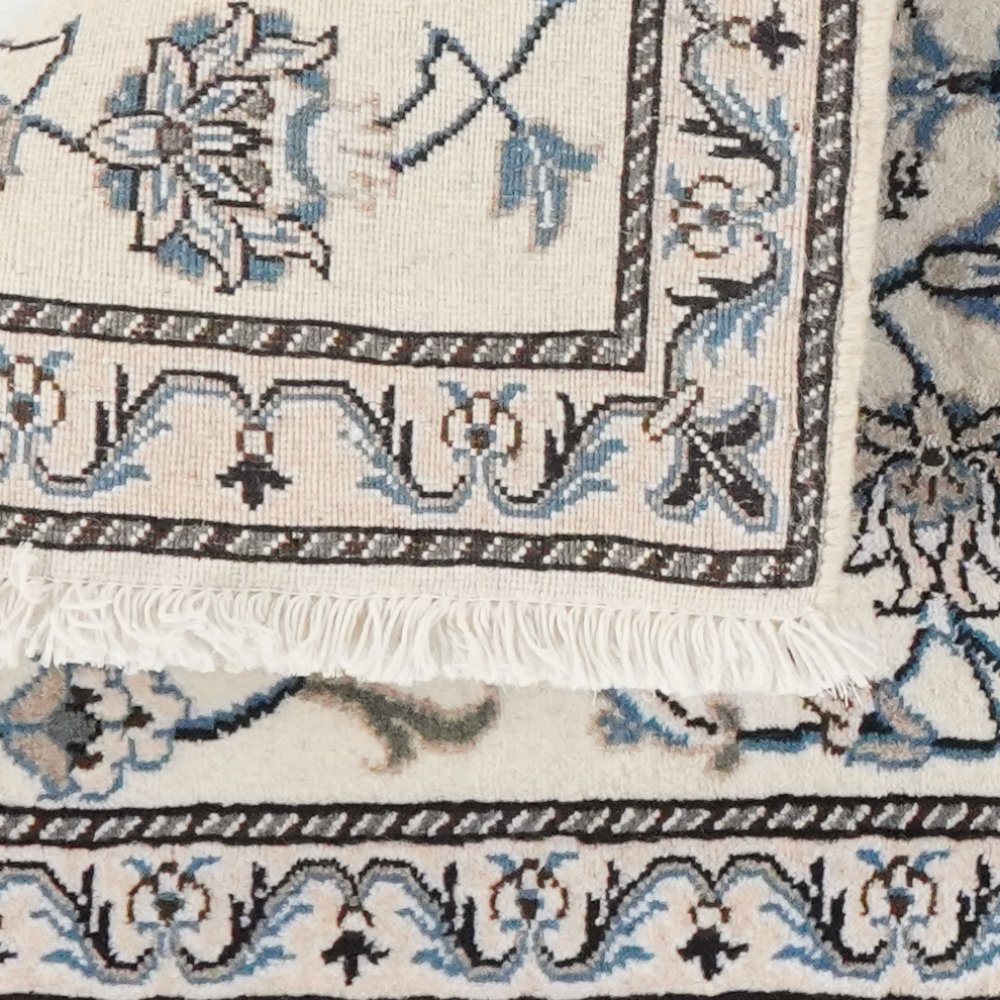 Nain 12La — Hand-knotted, 71x142 cm, Beige, 100% Virgin Wool | View 6