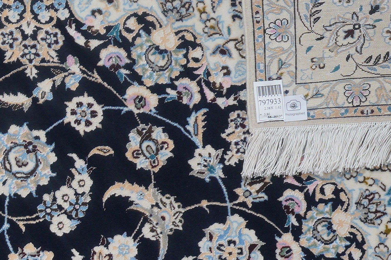 Nain 6La — Hand-knotted, 162x238 cm, Blue, 100% Virgin Wool | View 6